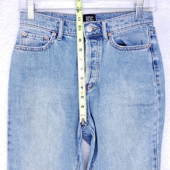 Urban Outfitters BDG Button Fly Jeans Womens Size 26 Slim Straight Raw Hem Pants - Picture 3 of 13
